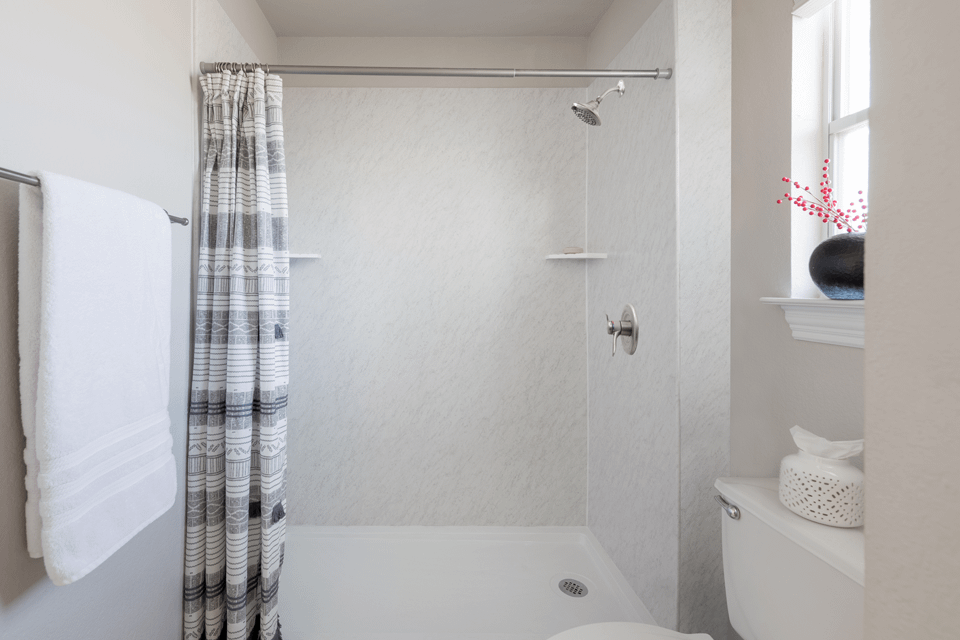 Soft, neutral shower