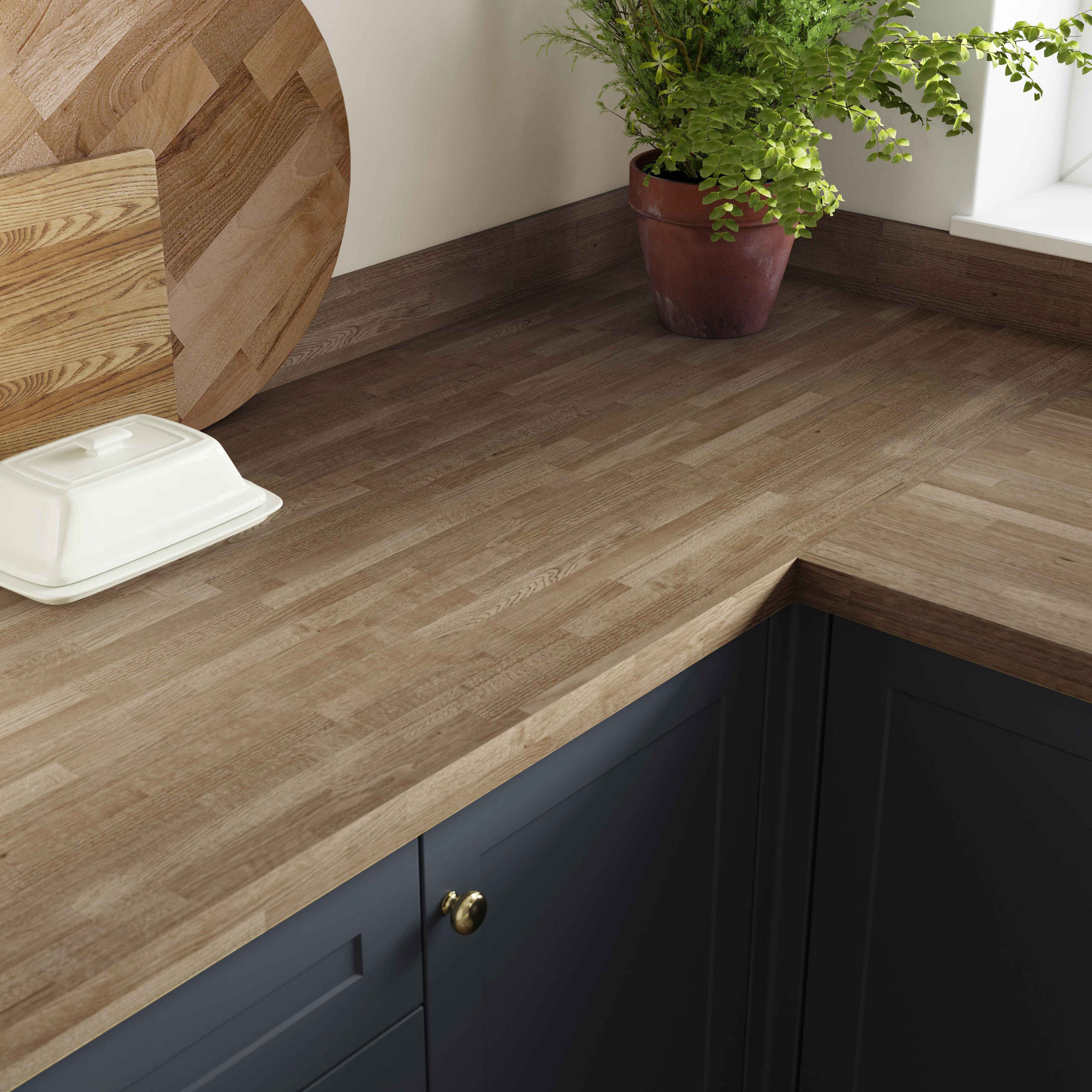 Omega Worktop - Natural Blocked Oak